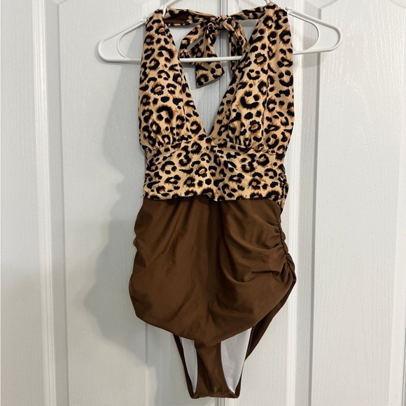 Women’s Swim Bundle – 3 Piece Set – Tankini & One Piece – Size M - Picture 6 of 7